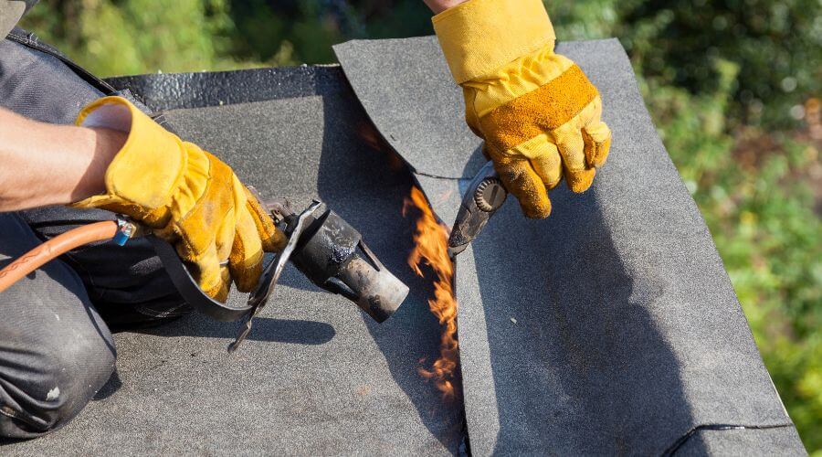 Professional residential roofers in Poseyville, IN